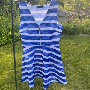Apt 9 Short Sleeveless Stripped Blue & White Sz 14